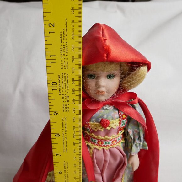 Vintage Little Red Riding Hood Doll With Basket & Floral Dress 12-Inch - Picture 7 of 7
